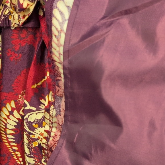 Talbots 100% Silk Flora/Red Paisley Wrap Skirt Size 14 P EUC - Picture 8 of 11